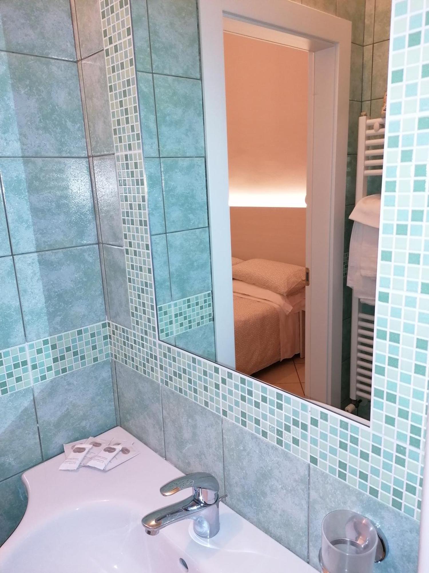 Hotel Andrea'S Ρίμινι Δωμάτιο φωτογραφία